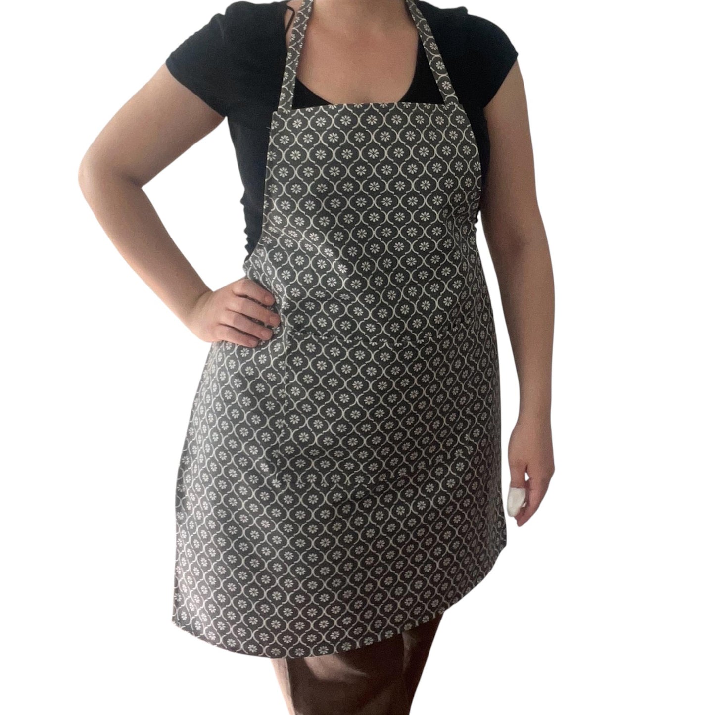 Handmade Grey Floral Apron & Matching Plastic Bag Holder – Full Bib Kitchen Apron with Pocket – Water-Repellent & Stain-Resistant Cooking Set